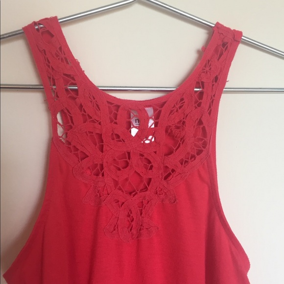 Tang top - Picture 2 of 3